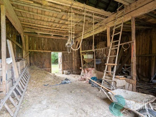 Prodaná  zemědělská usedlost 100 m², pozemek 2214 m²