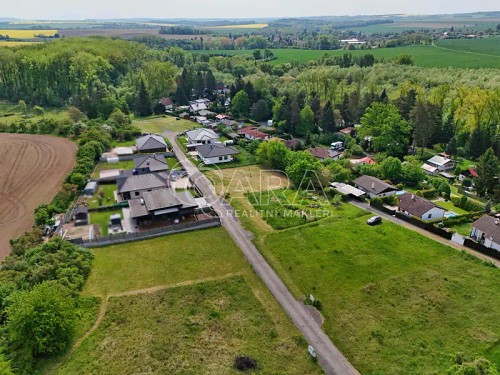 Prodej stavebního pozemku 795 m²