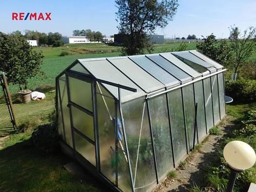 Prodaná chata 40 m², pozemek 357 m²