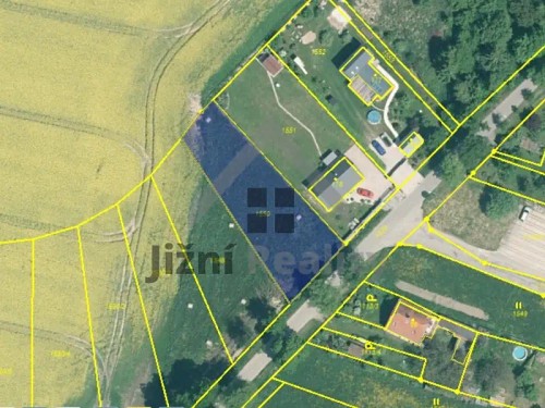 Prodej stavebního pozemku 1032 m²