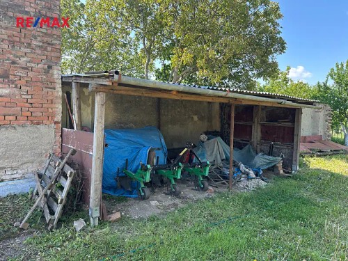 Prodej stavebního pozemku 992 m²