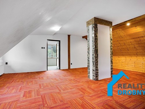 Prodaný dům 342 m², pozemek 3306 m²