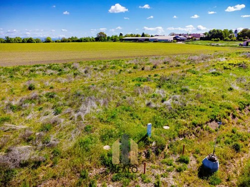 Prodej stavebního pozemku 748 m²