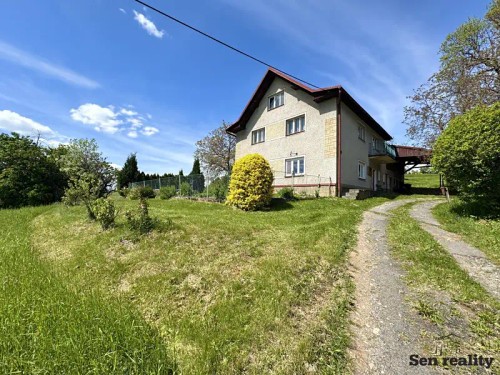 Prodej domu 230 m², pozemek 2755 m²