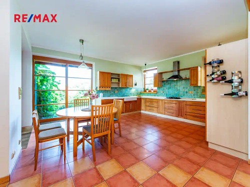 Prodaný dům 244 m², pozemek 1017 m²
