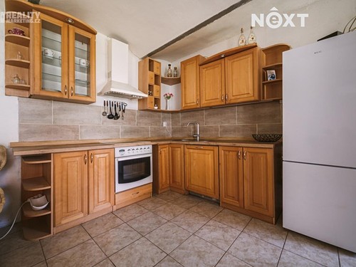 Prodaný dům 275 m², pozemek 1140 m²