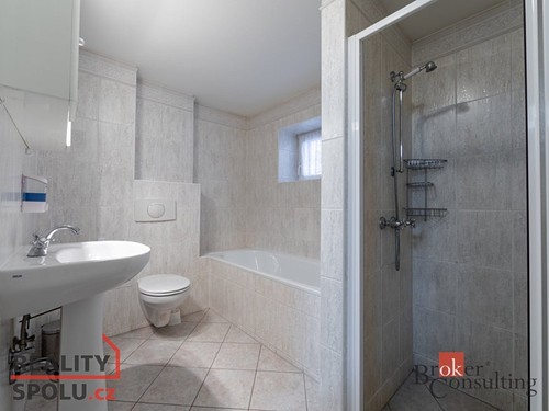 Prodaný dům 350 m², pozemek 440 m²