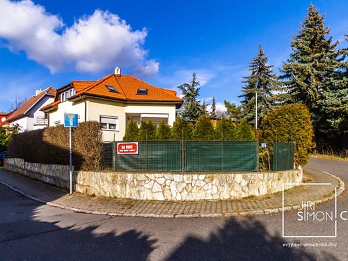 Prodaný dům 199 m², pozemek 445 m²