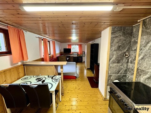 Prodaná chata 80 m², pozemek 397 m²