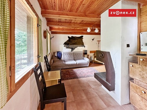 Prodaná chata 60 m², pozemek 654 m²