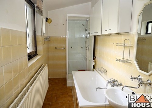 Prodaný dům 200 m², pozemek 463 m²