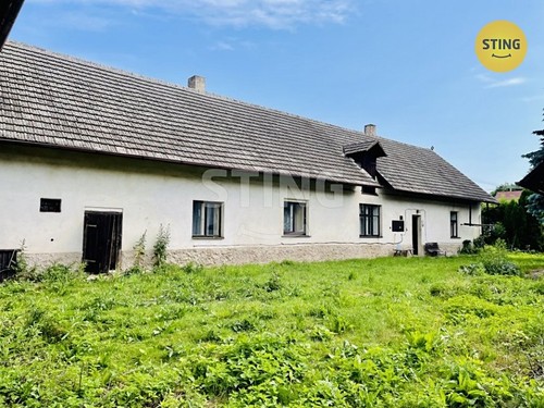 Prodaný dům 250 m², pozemek 975 m²
