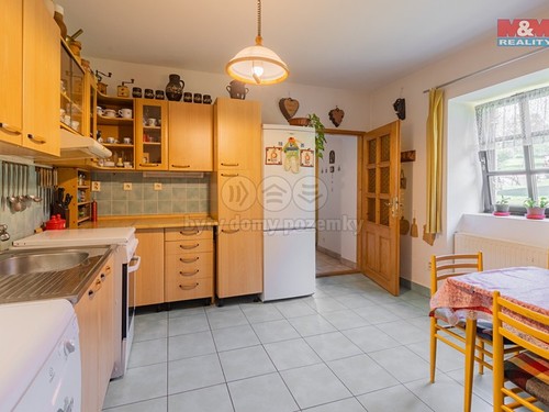 Prodaný dům 218 m², pozemek 1905 m²