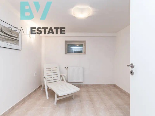 Prodaný dům 345 m², pozemek 1944 m²