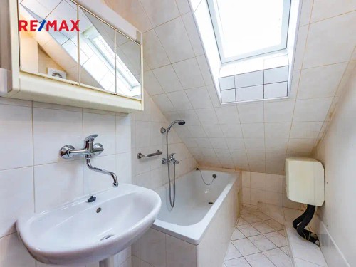 Prodej domu 375 m², pozemek 1118 m²