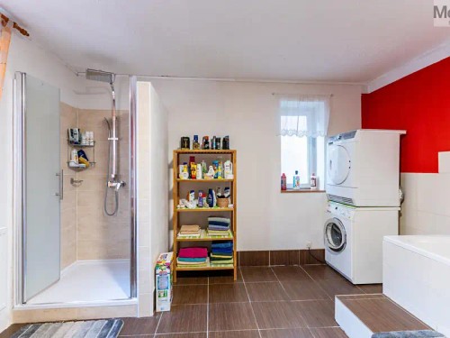 Prodej domu 350 m², pozemek 323 m²
