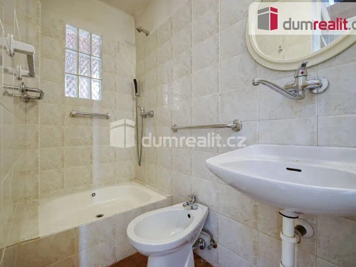 Prodaný dům 220 m², pozemek 600 m²