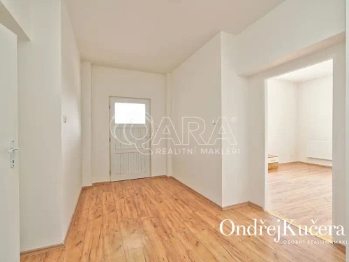 Prodej domu 400 m², pozemek 3549 m²