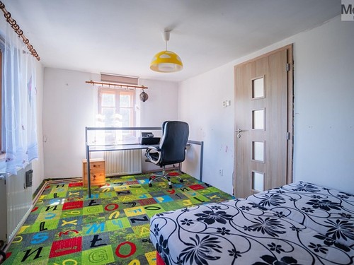 Prodej domu 2300 m², pozemek 2325 m²