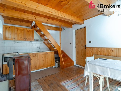 Prodaná chata 62 m², pozemek 890 m²