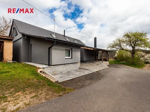 Prodej domu 382 m², pozemek 420 m²
