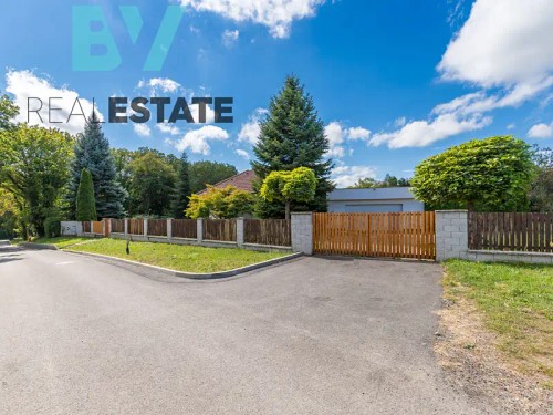 Prodaný dům 345 m², pozemek 1944 m²