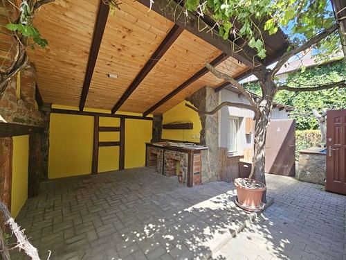 Prodaný dům 195 m², pozemek 828 m²