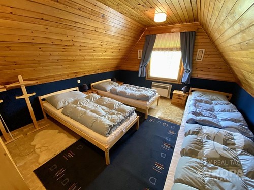 Prodaná chata 141 m², pozemek 912 m²
