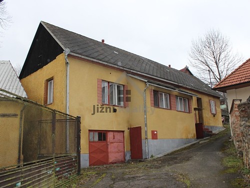 Prodaný dům 300 m², pozemek 645 m²
