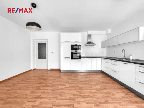 Prodej bytu 3+kk 61 m²