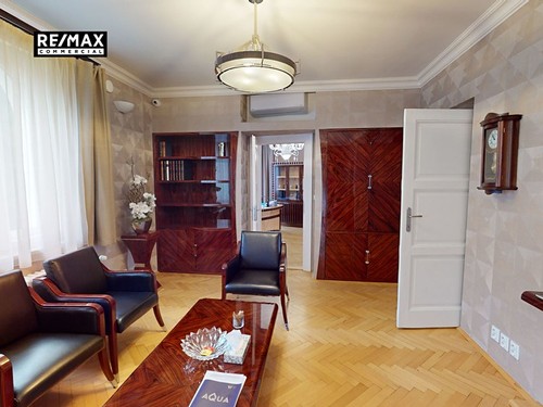 Prodaná vila 451 m², pozemek 986 m²