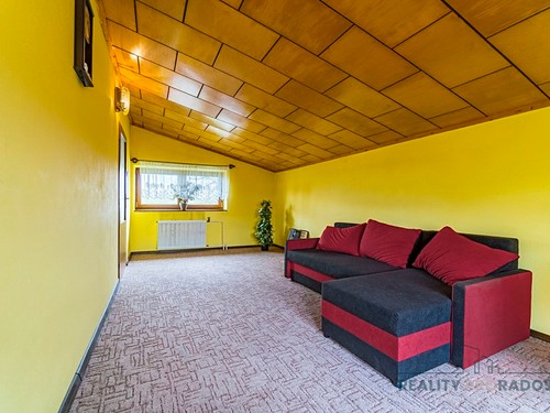 Prodaný dům 200 m², pozemek 1994 m²