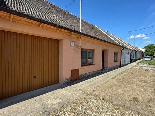 Prodaná chalupa 74 m², pozemek 379 m²