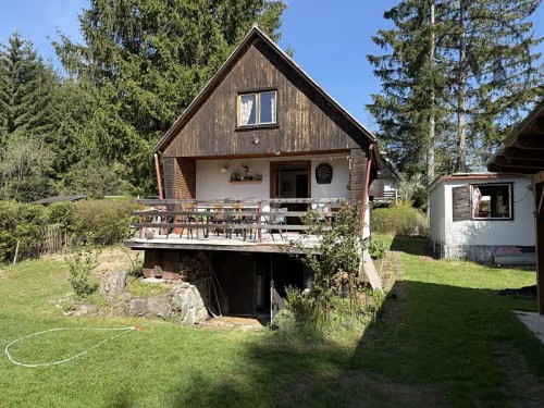 Prodaná chata 30 m², pozemek 385 m²