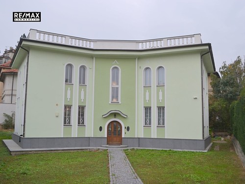 Prodaná vila 451 m², pozemek 986 m²