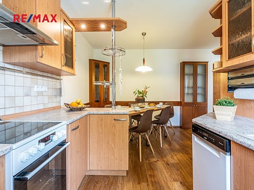 Prodaný dům 250 m², pozemek 723 m²