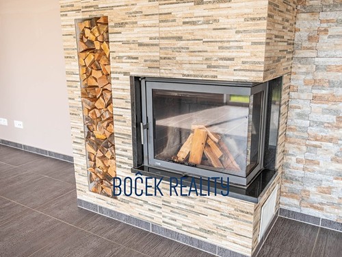 Prodaný dům 205 m², pozemek 990 m²