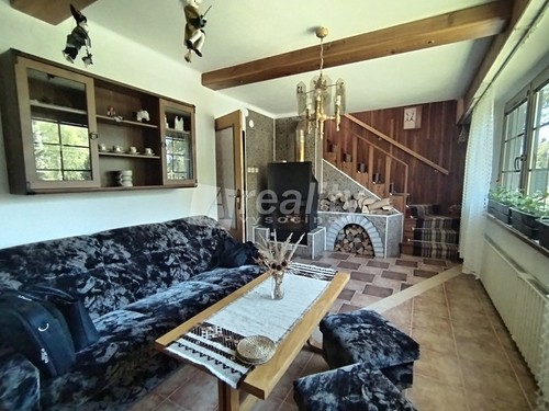 Prodaná chalupa 275 m², pozemek 1353 m²