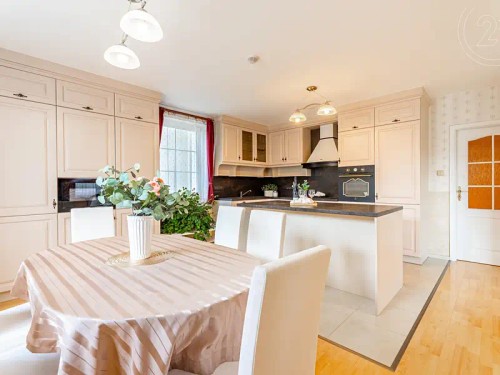 Prodej domu 224 m², pozemek 582 m²
