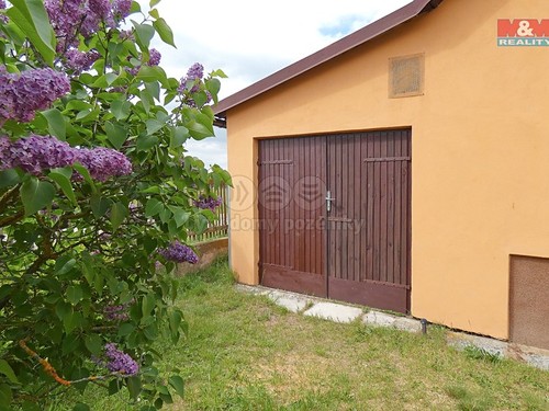 Prodaná chata 62 m², pozemek 886 m²