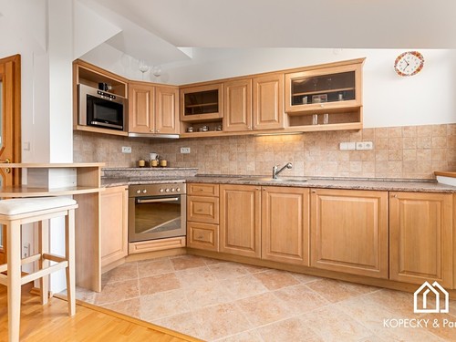 Prodaný dům 370 m², pozemek 1500 m²