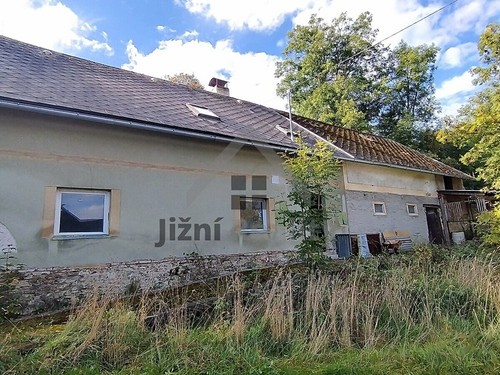 Prodaný dům 350 m², pozemek 1704 m²