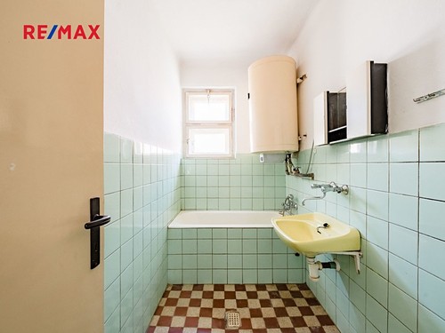 Prodaný dům 85 m², pozemek 1043 m²