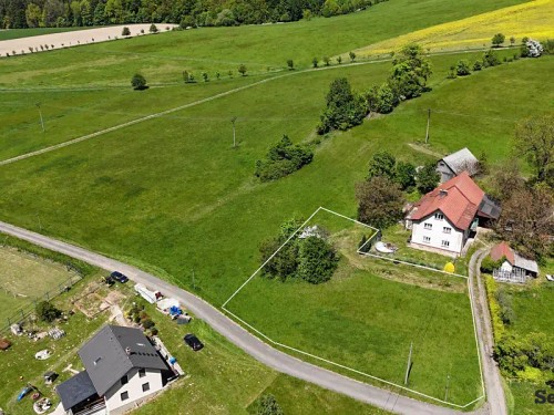 Prodej stavebního pozemku 1500 m²