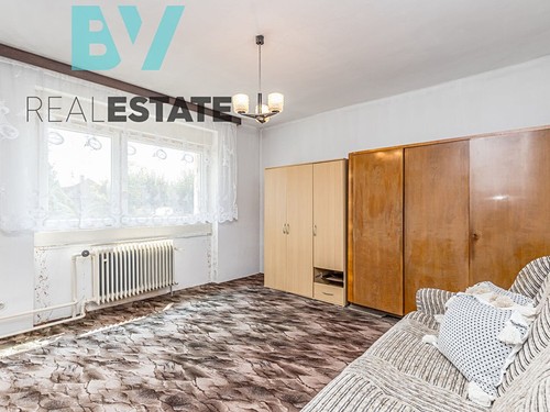 Prodaný dům 300 m², pozemek 665 m²