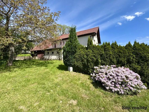 Prodej domu 230 m², pozemek 2755 m²