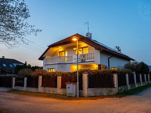 Prodej domu 224 m², pozemek 582 m²