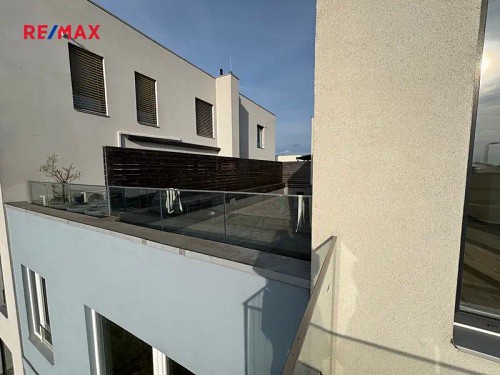 Prodej bytu 2+kk 64 m²