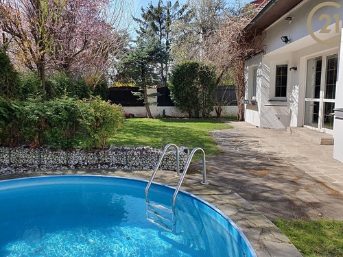 Prodaný dům 290 m², pozemek 444 m²