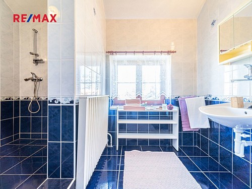 Prodaná vila 194 m², pozemek 795 m²